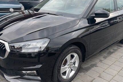 Skoda Fabia 14.473 km 17.890 &euro; Pirk 92712