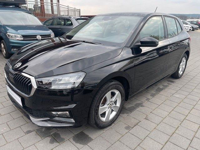 Skoda Fabia 14.473 km 17.890 &euro; Pirk 92712