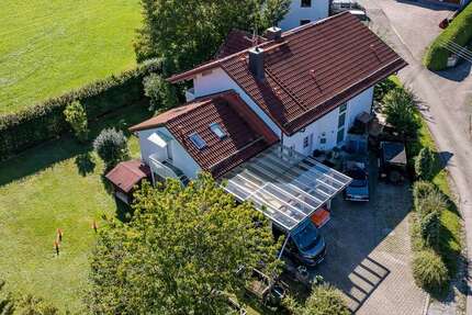 Haus zum Kaufen in Feldkirchen-Westerham 2.200.000 € 340 m² 10 zimmer