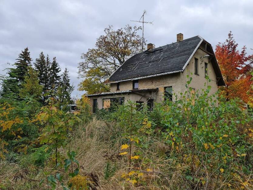 Grundstück für 8 EFH oder Doppelhäuser - Baugenehmigung für 1.Doppelhaus liegt bereits vor