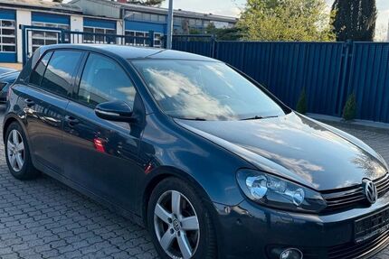 VW Golf 180.000 km 2.300 &euro; Seelze 30926