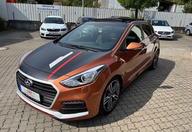 i30