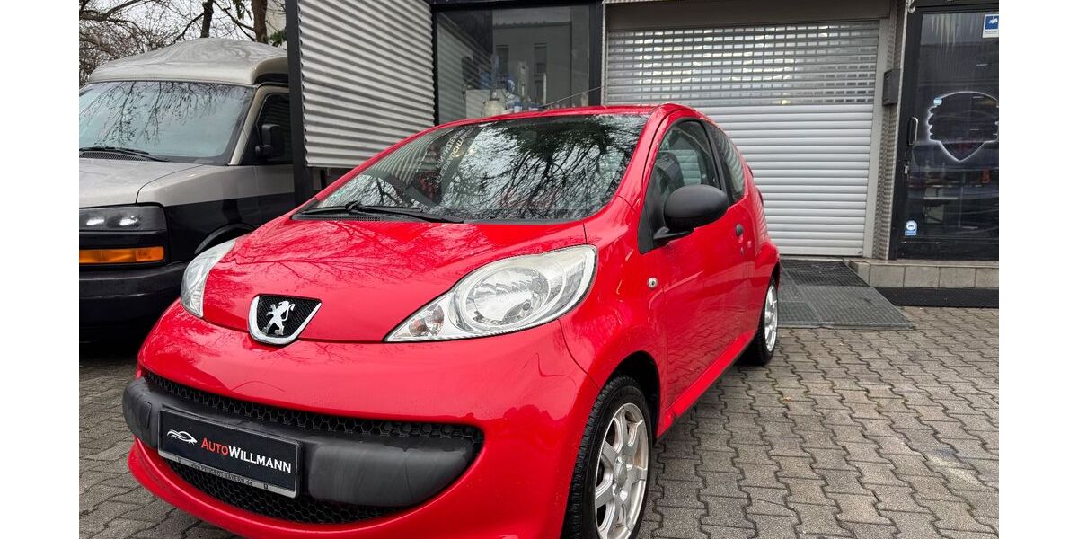 Peugeot 107 166.789 km 1.790 &euro; münchen 81671