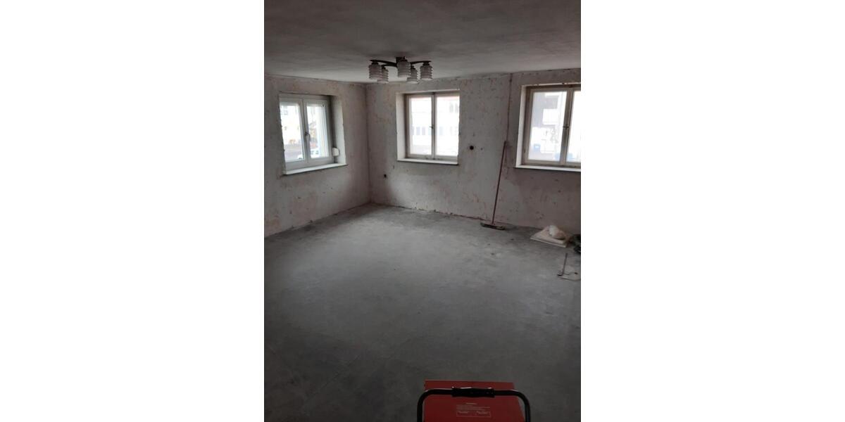 Einfamilienhaus Trossingen - 8 Zimmer, 146 m&sup2;, 295.000&euro; | Angebot:26889292