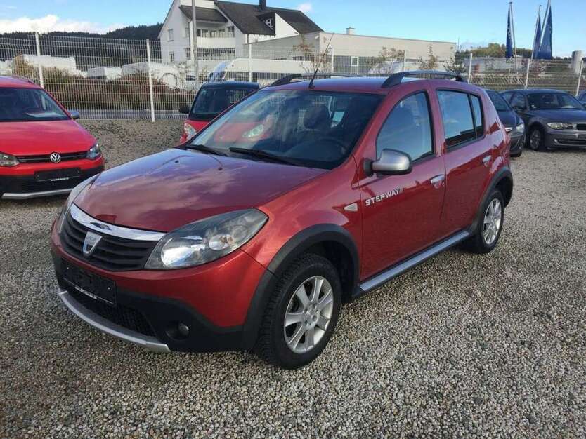 Dacia Sandero 88.000 km 3.999 € Himmelkron 95502