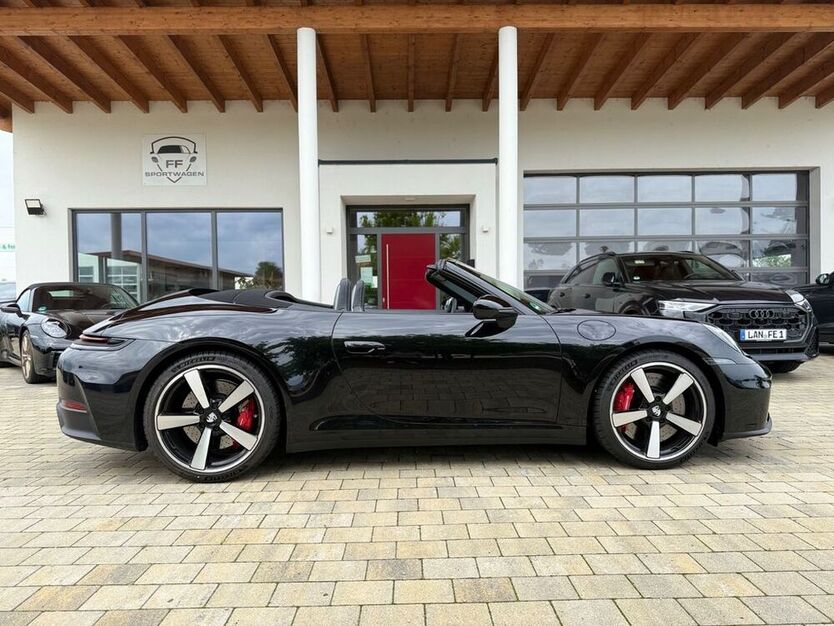 992