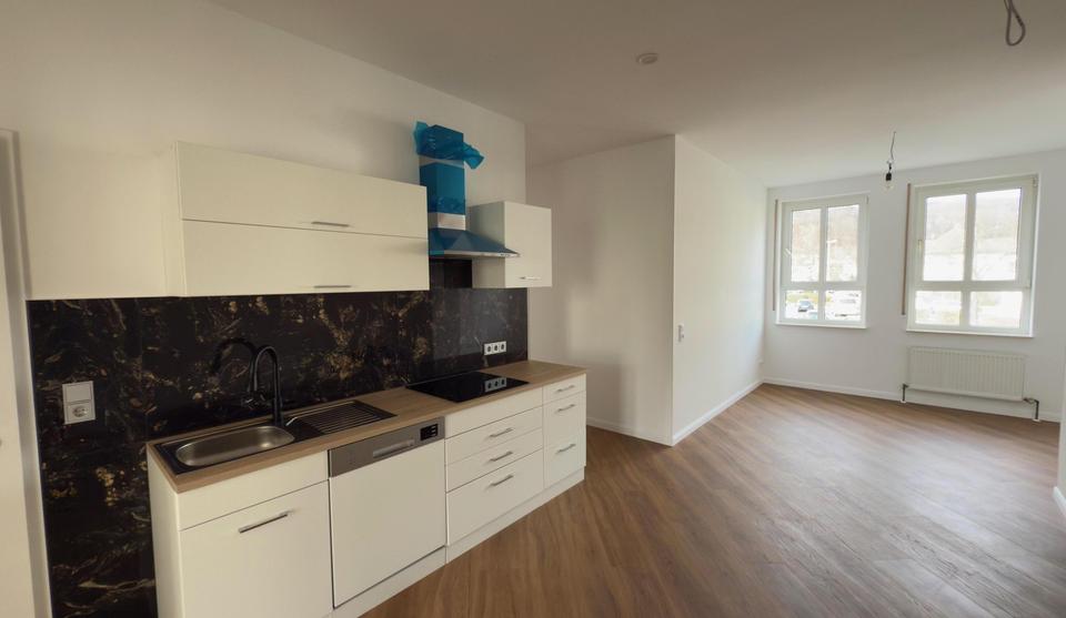 Frisch sanierte 4-Zimmer-Wohnung mit moderner EBK 4 zimmer