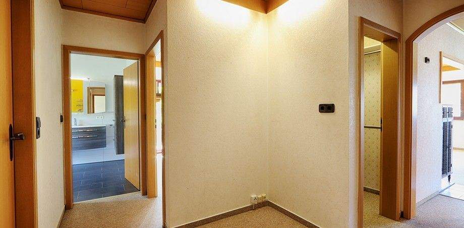 Mehrfamilienhaus, Wohnhaus Reutlingen Betzingen - 6 Zimmer, 182 m&sup2;, 598.000&euro; | Angebot:24756184