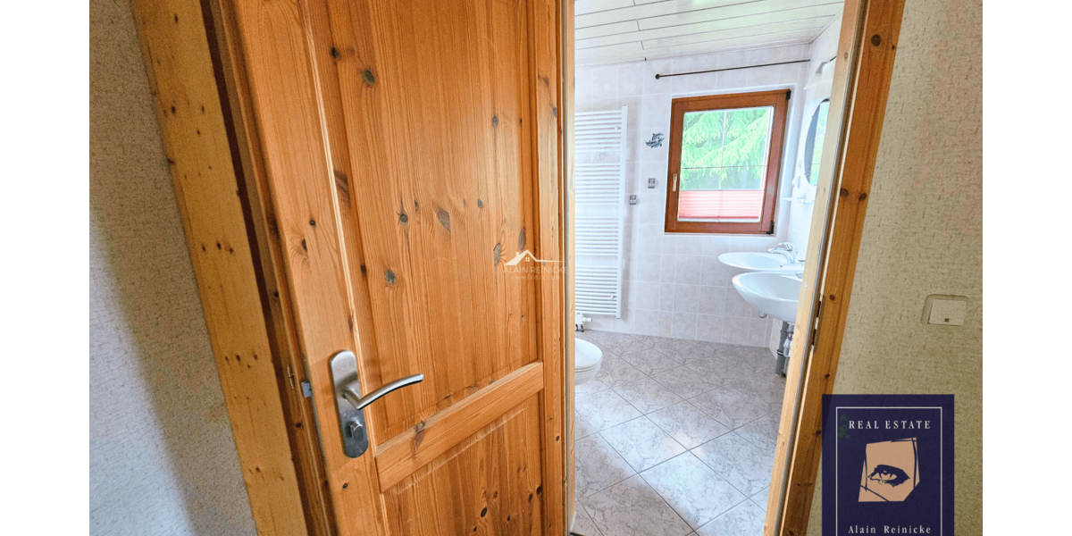 Wohnen mit Geschichte – modernste Effizienz dank Wärmepumpe - Einfamilienhaus Auerbach | Angebot:20967525