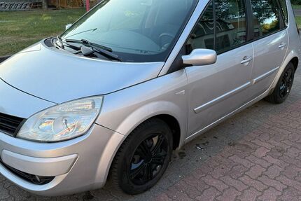 Renault Scenic 189.000 km 2.990 &euro; Rathenow 14712