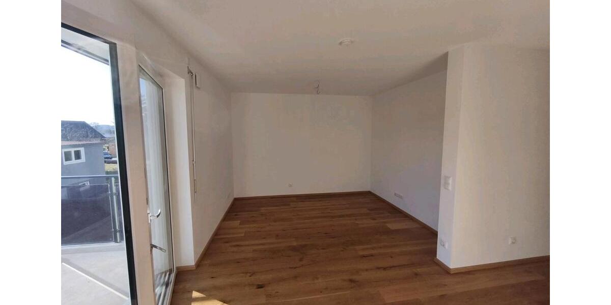 Etagenwohnung Cham - 2 Zimmer, 50 m&sup2;, 600&euro; | Angebot:25293824