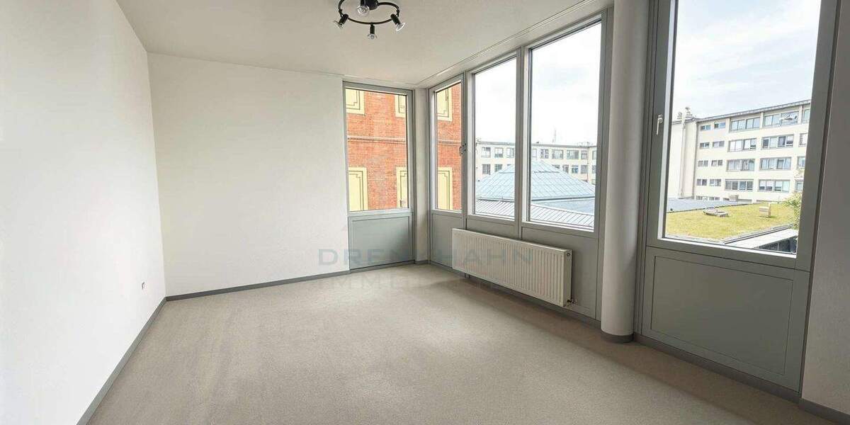 Gewerbeobjekt Rostock Kröpeliner Tor-Vorstadt - 2 Zimmer, 82 m&sup2;, 279.200&euro; | Angebot:25665361
