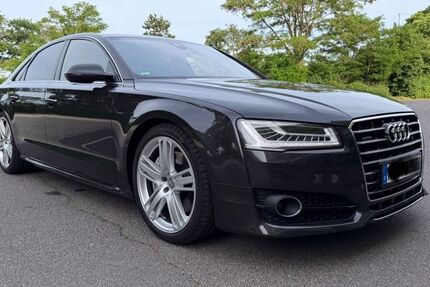 Audi A8 158.000 km 29.999 &euro; Troisdorf 53842