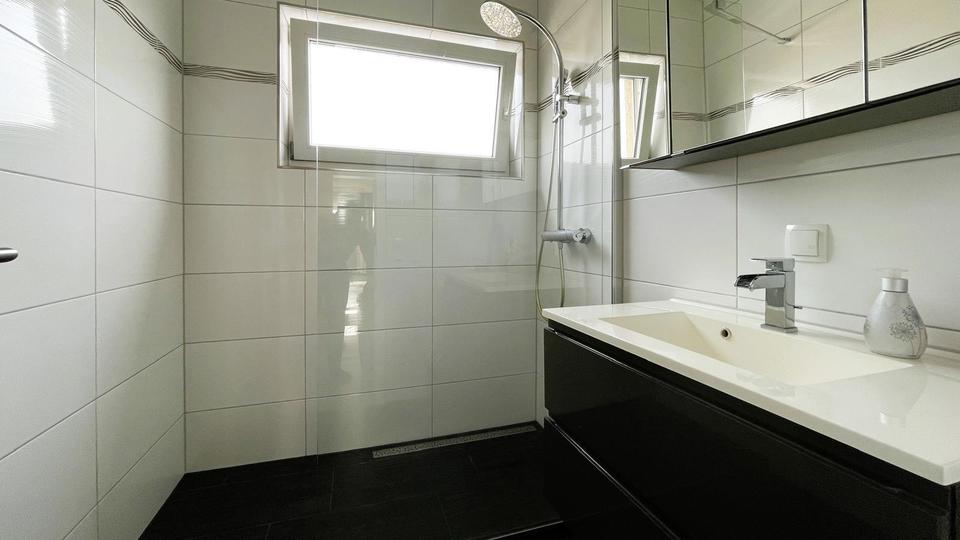 Dachgeschoßwohnung Obersulm - 3 Zimmer, 75 m&sup2;, 1.190&euro; | Angebot:25990820