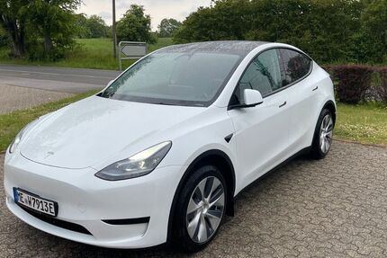 Tesla Model Y 42.764 km 32.700 &euro; Erkrath 40699