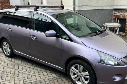 Mitsubishi Grandis
