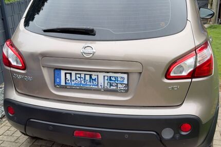 Nissan Qashqai 222.000 km 3.900 &euro; Sagard 18551
