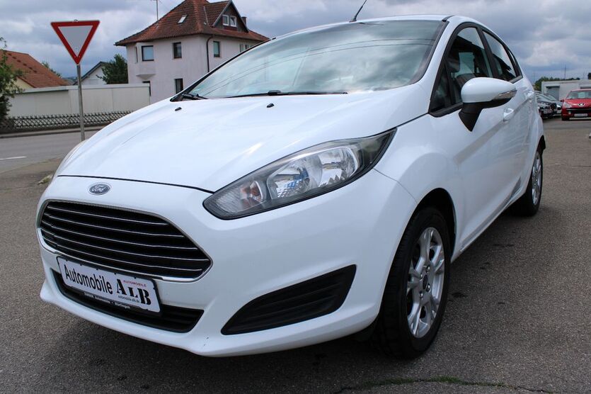 Ford Fiesta 190.000 km 3.950 € Schömberg 72355
