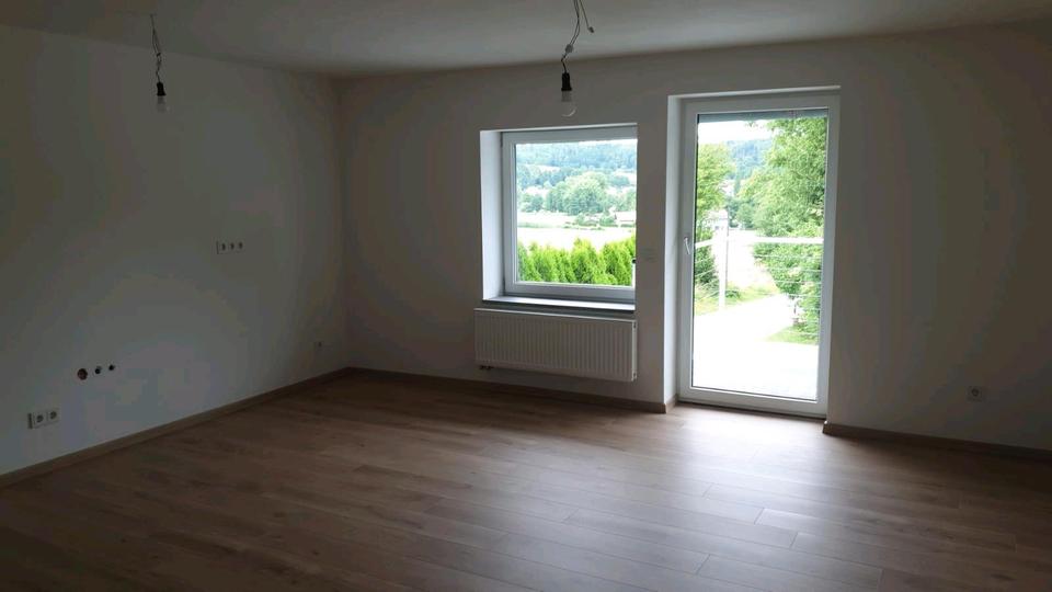 Etagenwohnung Ortenburg - 3 Zimmer, 98 m&sup2;, 1.100&euro; | Angebot:26122440
