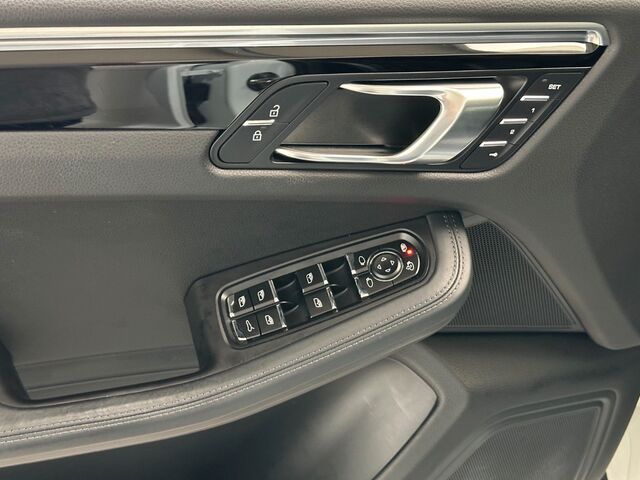 Porsche Macan S PDK SPOR*Leder*LED*Luftfed.*Panorama*20& 49.980 km 54.790 &euro; Gebesee 99189