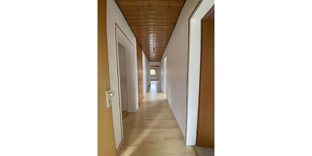 Gemütliche 4-Zimmer-DG-Wohnung 4 zimmer