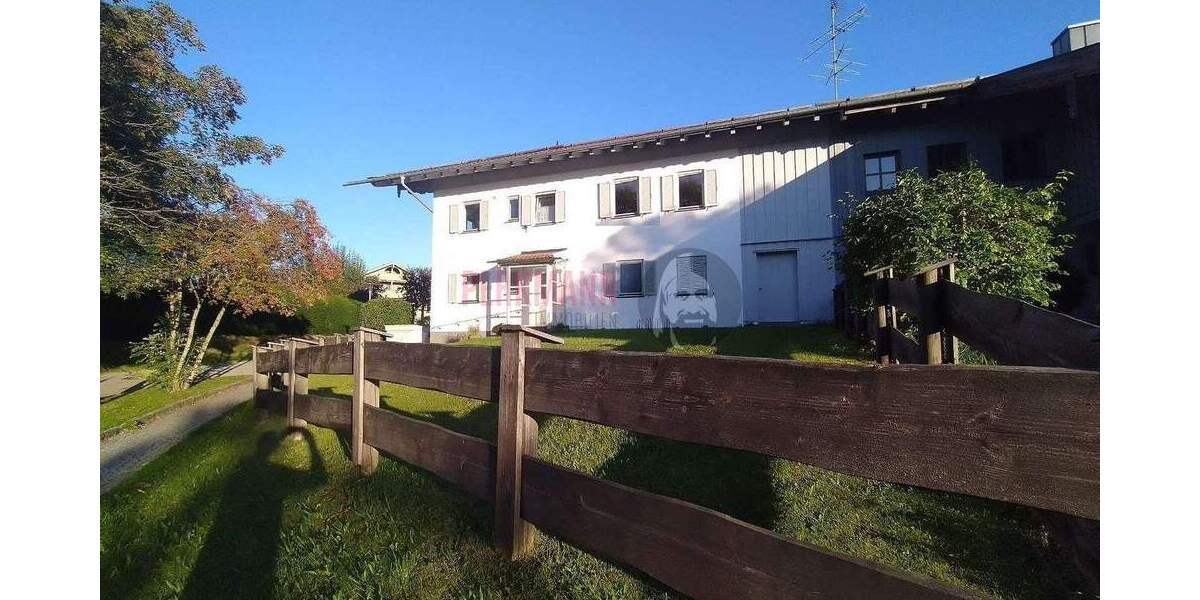 Provisionsfrei! 143qm² Bezugsfreie 5 Zimmer Wohnung mit Balkon, Gartennutzung und Hobbyraum 5 zimmer