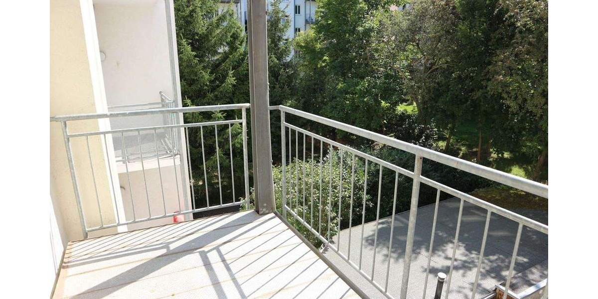 Zimmer Chemnitz Lutherviertel - 2 Zimmer, 64 m&sup2;, 315&euro; | Angebot:25997353