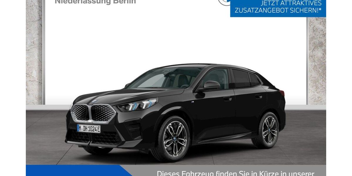 BMW iX2 14.684 km 52.880 &euro; Berlin 14057