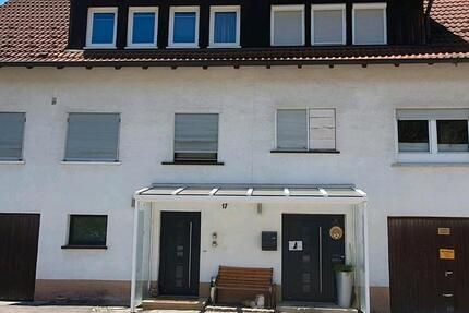 Haus Burladingen - 9 Zimmer, 228 m&sup2;, 395.000&euro; | Angebot:26786020