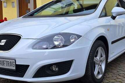 Seat Leon 77.500 km 5.350 € Dippoldiswalde 01744