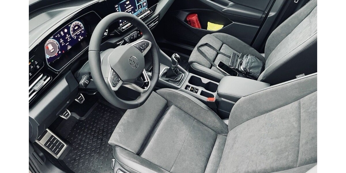 VW Caddy 10.500 km 14.910 € Halle 33790