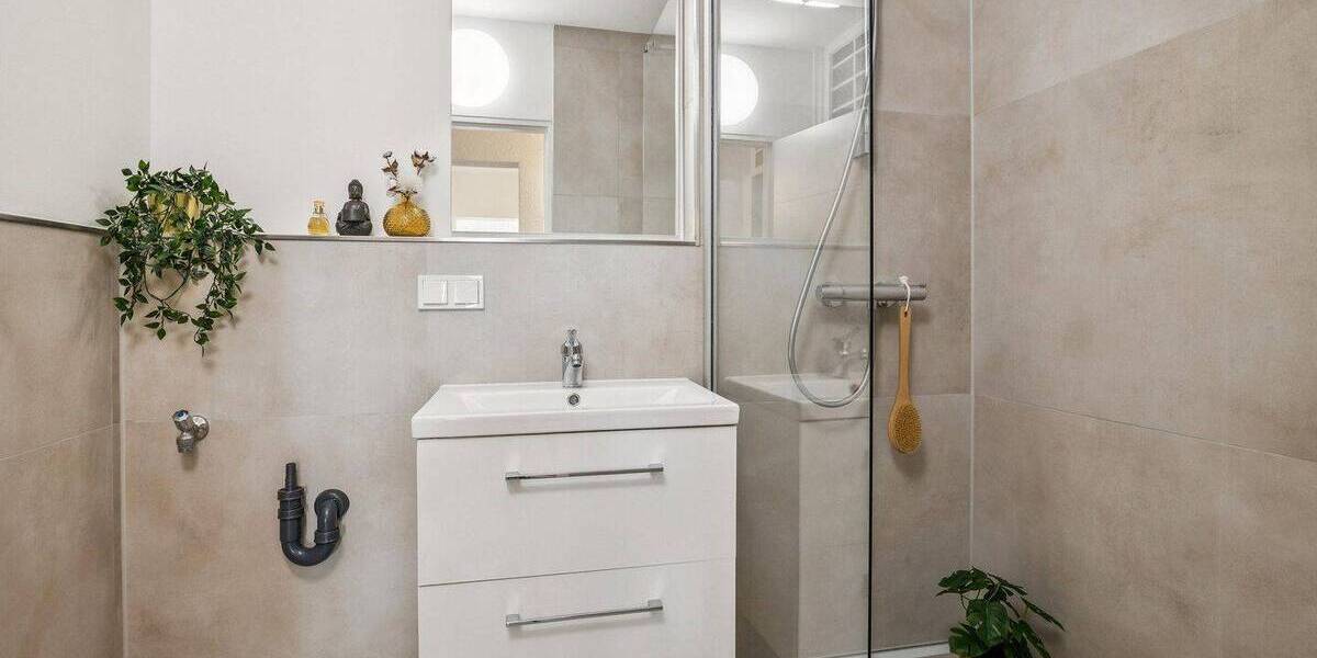 Etagenwohnung Saarbrücken Eschberg - 3 Zimmer, 89 m&sup2;, 189.900&euro; | Angebot:26401868
