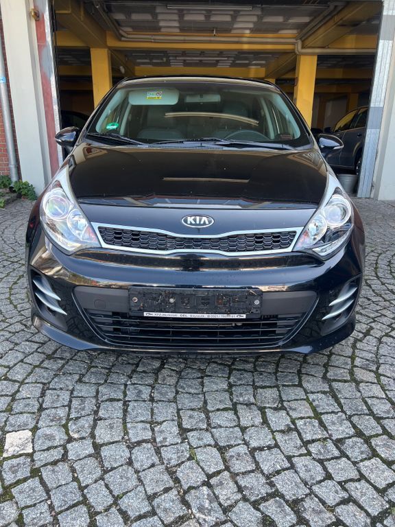 Kia Rio 136.000 km 6.999 € Schwabach 91126
