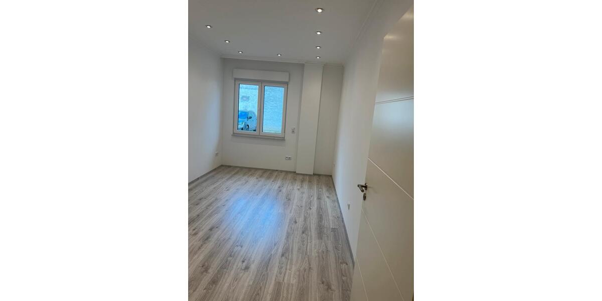 Erdgeschoßwohnung Groß-Zimmern Zimmern - 4 Zimmer, 79 m&sup2;, 1.250&euro; | Angebot:25979954