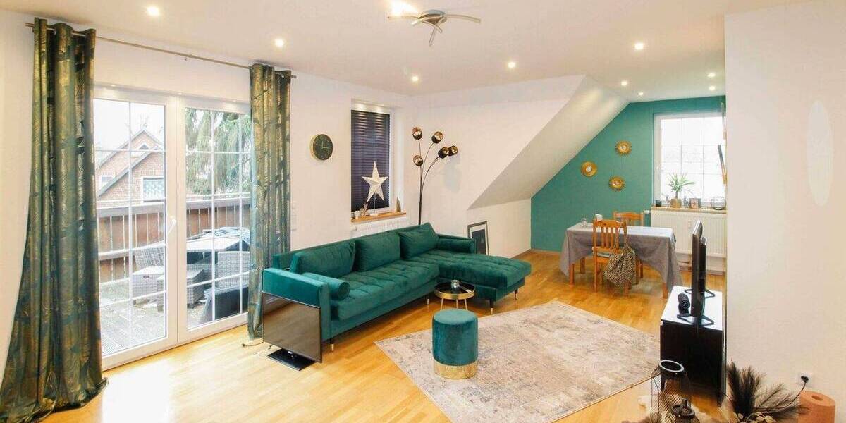 Werden Sie Vermieter ! MFH mit 3 Einheiten - sicher & gut vermietet sowie 3 weitere EH zur Sanierung 9 zimmer