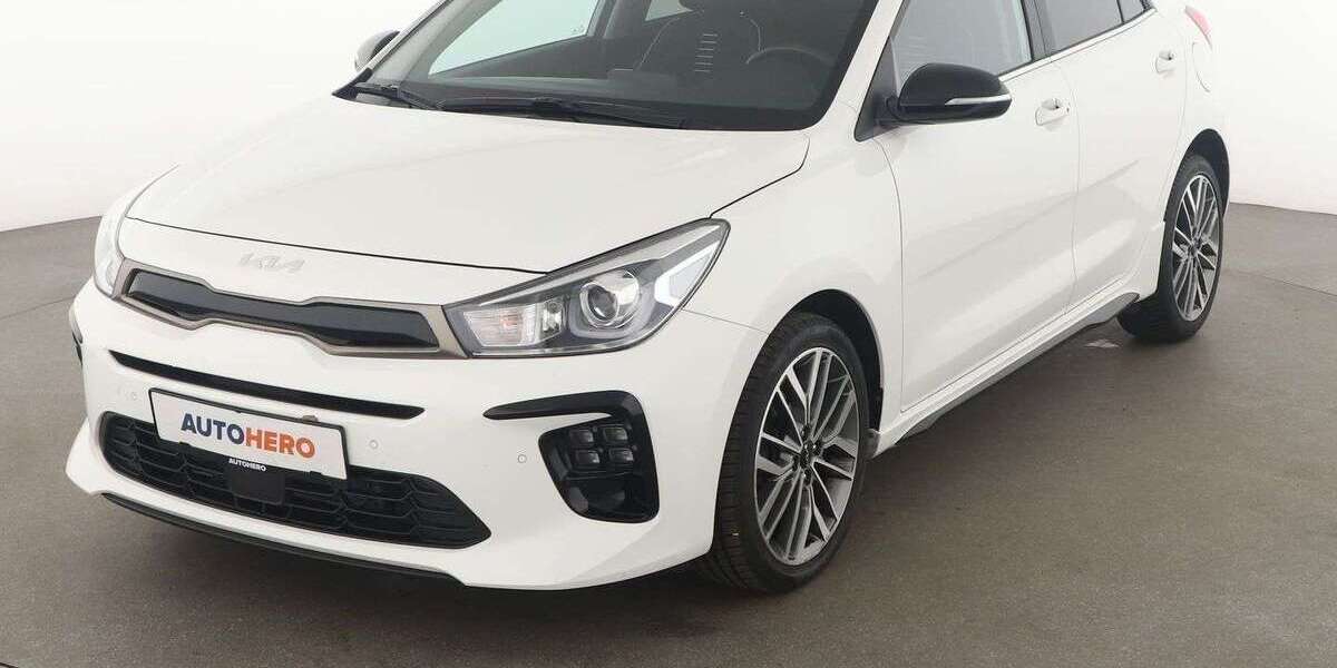 Kia Rio 60.398 km 15.380 € Stuttgart 70195