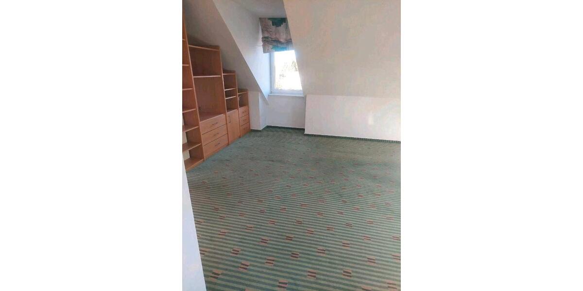 Dachgeschoßwohnung Bielefeld Jöllenbeck - 2 Zimmer, 63 m&sup2;, 620&euro; | Angebot:26397793