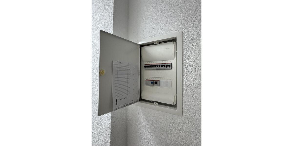 Erdgeschoßwohnung Saarbrücken West - 4 Zimmer, 80 m&sup2;, 1.040&euro; | Angebot:26396900