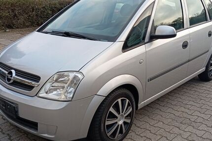 Opel Meriva 158.000 km 2.499 &euro; Mittenwalde 15749