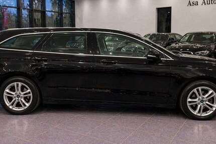 Ford Mondeo 220.000 km 7.950 &euro; Düren 52351