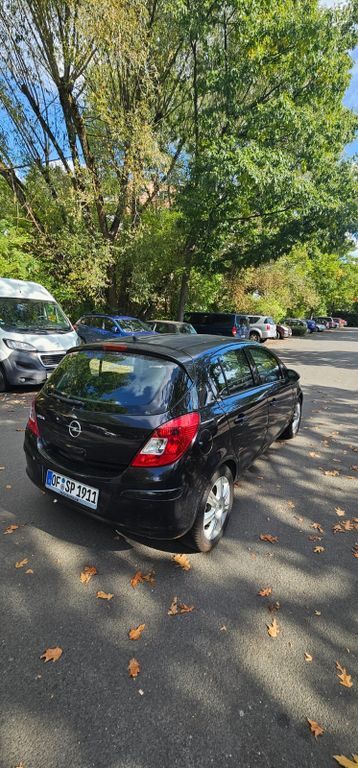 Opel Corsa 143.010 km 2.490 € Offenbach am Main 63069