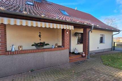 Haus Eisenhüttenstadt / Fünfeichen Eisenhüttenstadt - 5 Zimmer, 135 m&sup2;, 260.500&euro; | Angebot:24733771