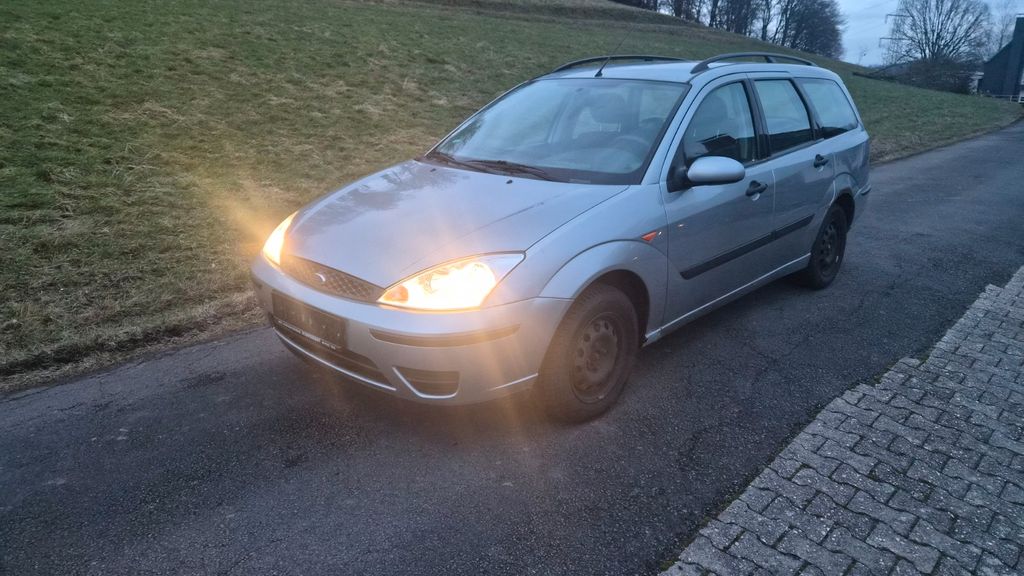 Ford Focus 104.968 km 750 &euro; Hattingen 45529