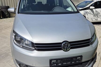 VW Touran 240.000 km 3.600 € Mietingen 88487