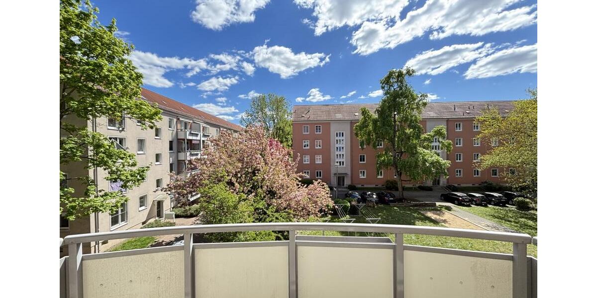 Etagenwohnung Frankfurt (Oder) - 2 Zimmer, 73 m&sup2;, 572&euro; | Angebot:26367737