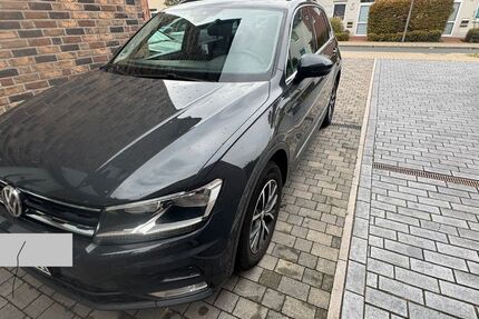 VW Tiguan 195.000 km 14.800 &euro; Neuss 41470