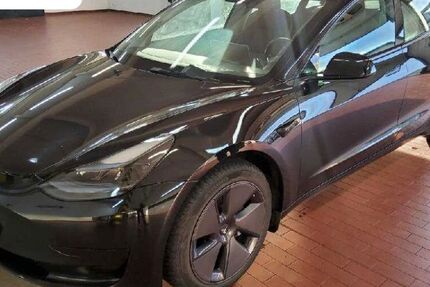 Tesla Model 3 28.615 km 27.450 &euro; Steinbach-Hallenberg OT Herges-Hallenberg 98587