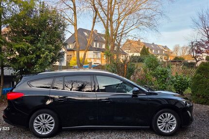 Ford Focus 48.900 km 14.400 &euro; Hagen 58119