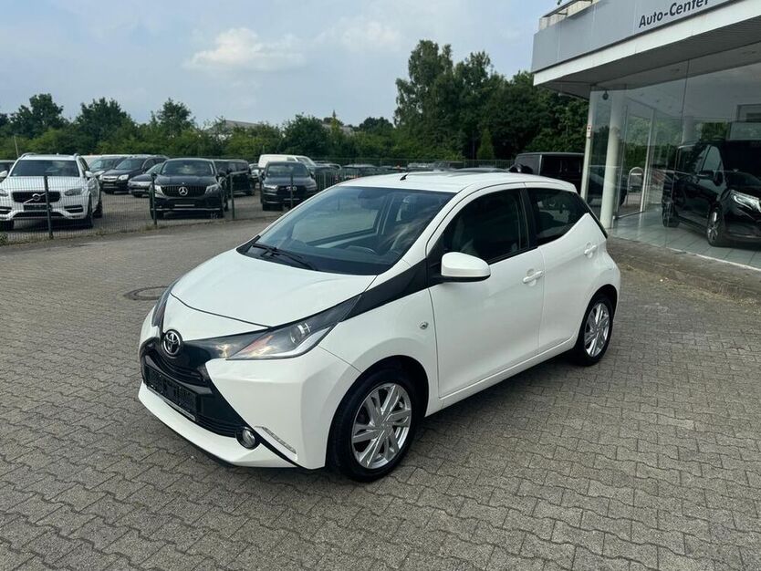 Aygo (X)