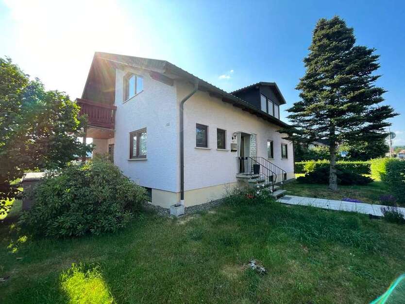 Haus zum Kaufen in Neustadt bei Coburg 345.000 € 185 m²